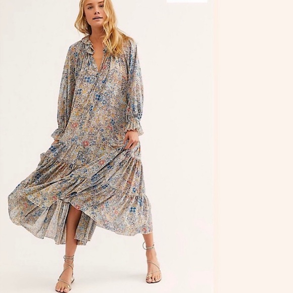 Free People Dresses & Skirts - Free People Feeling Groovy Maxi Dress. Size Medium